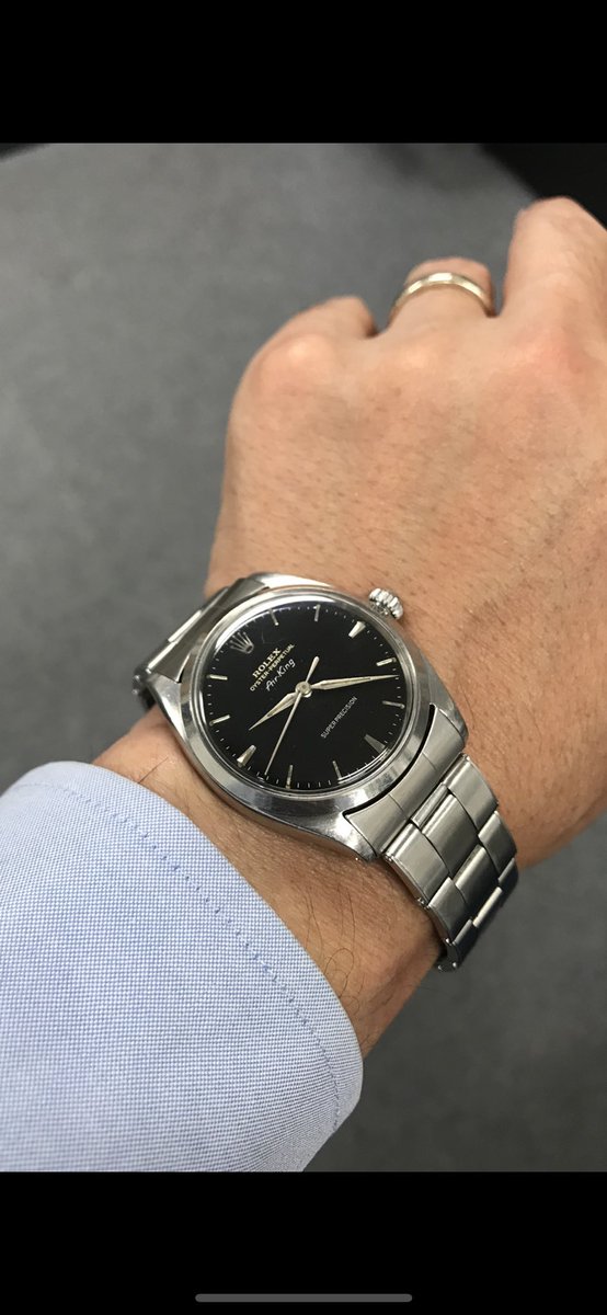 AkiraSATO909's tweet photo. 1962年 Ref.5500 34㍉
ちょうど良い大きさ
#Airking #Superprecision #ビンテージロレックス https://t.co/ovQMAv2anW