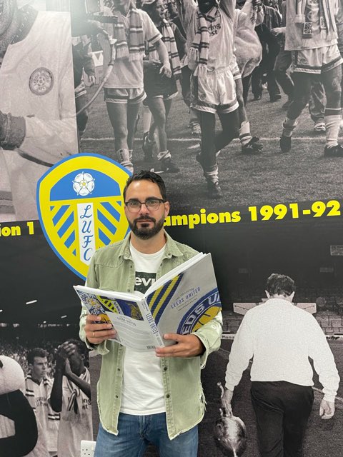 leedshunter's tweet photo. WIN WIN WIN WIN WIN WIN WIN...
#LUFC book giveaway. You just have to retweet this and be following. Winner randomly picked on Friday (24/9/21) at 7pm. The Leeds United collection, kit history book. Good luck 👊🏻 https://t.co/DRlqL8iTWu