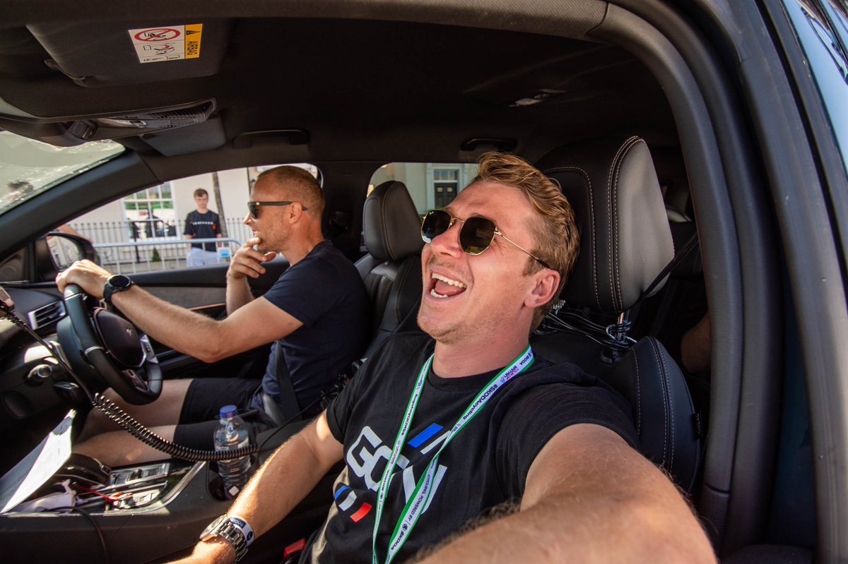 Fancy a bit of lunchtime viewing?
Check out this video from <a href="/gcntweet/">GlobalCyclingNetwork</a> when <a href="/JamesL_W/">JamesLowsleyWilliams</a> joined us on Stage 2 of the <a href="/TourofBritain/">Lloyds Tour of Britain</a> and spent the day in the team car 💥

youtu.be/vQChCvAerqQ