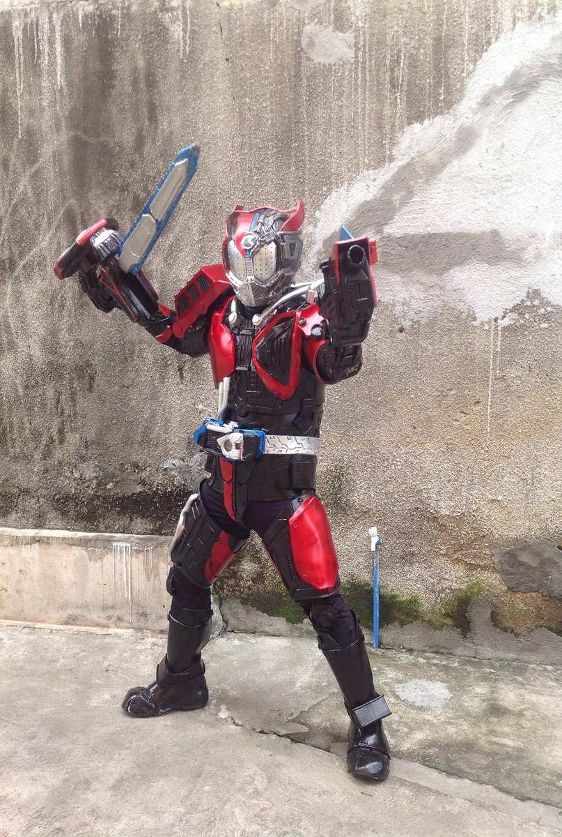 仮面ライダードライブ Traola Twitterren