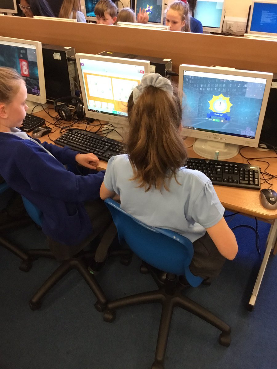 Class13LST's tweet image. This afternoon, we are exploring a new website where we are set different tasks to complete on all different subjects! First up is internet safety and times tables! #purplemash #stpscomputing