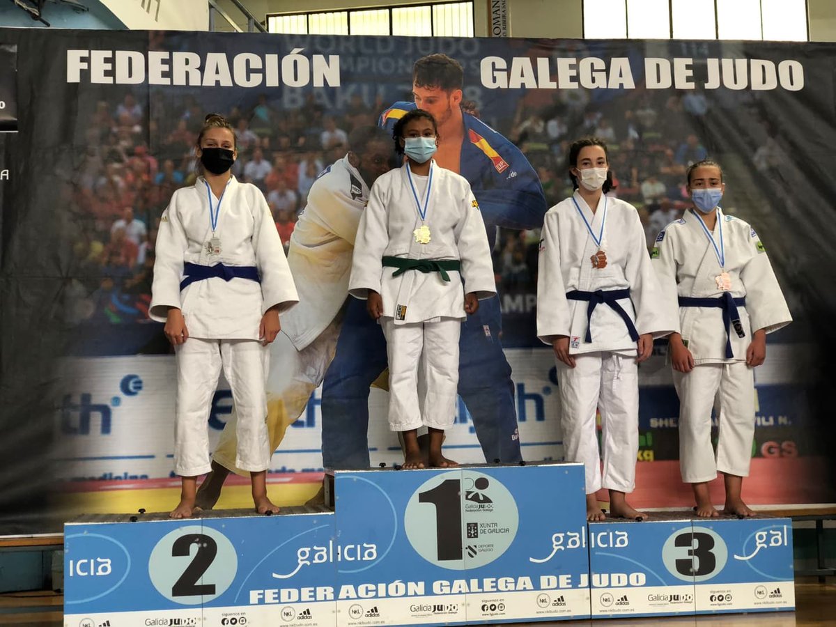 CarballoDeporte's tweet image. Tres podios para os 3 representantes do Judo Club Bergantiños no Campionato Galego Infantil e Cadete👏
🥈 Aroa Blanco, subcampioa galega infantil en -57Kg
🥈 Raúl Ponte, subcampión galego infantil en -55Kg
🥉 Naira Blanco, medalla de bronce na categoría cadete.

Moitos parabéns!