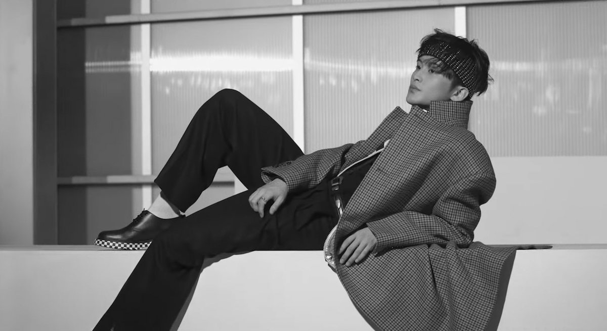 LOOKSMKL's tweet photo. NINE KNIGHTS #MARK https://t.co/YhRM7hFKda