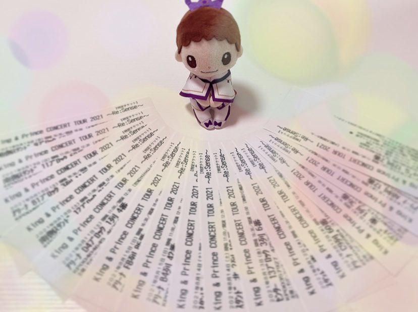 jaaapaaaa's tweet photo. 私の夏が終わった🥺
キンプリツアー楽しかった🥺
久々にあちこち遠征したり
楽しかった
横浜9連続はさすがに
体力やばかったけどw
今回ファンサ超もらったけど
私的嬉しかったランキング
TOP3は岸くんと
あっち向いてホイしたのと
キャッチボールしたのと
投げちゅーやり合いっこ
したのですね😂すきだ https://t.co/XTPSUDS61e