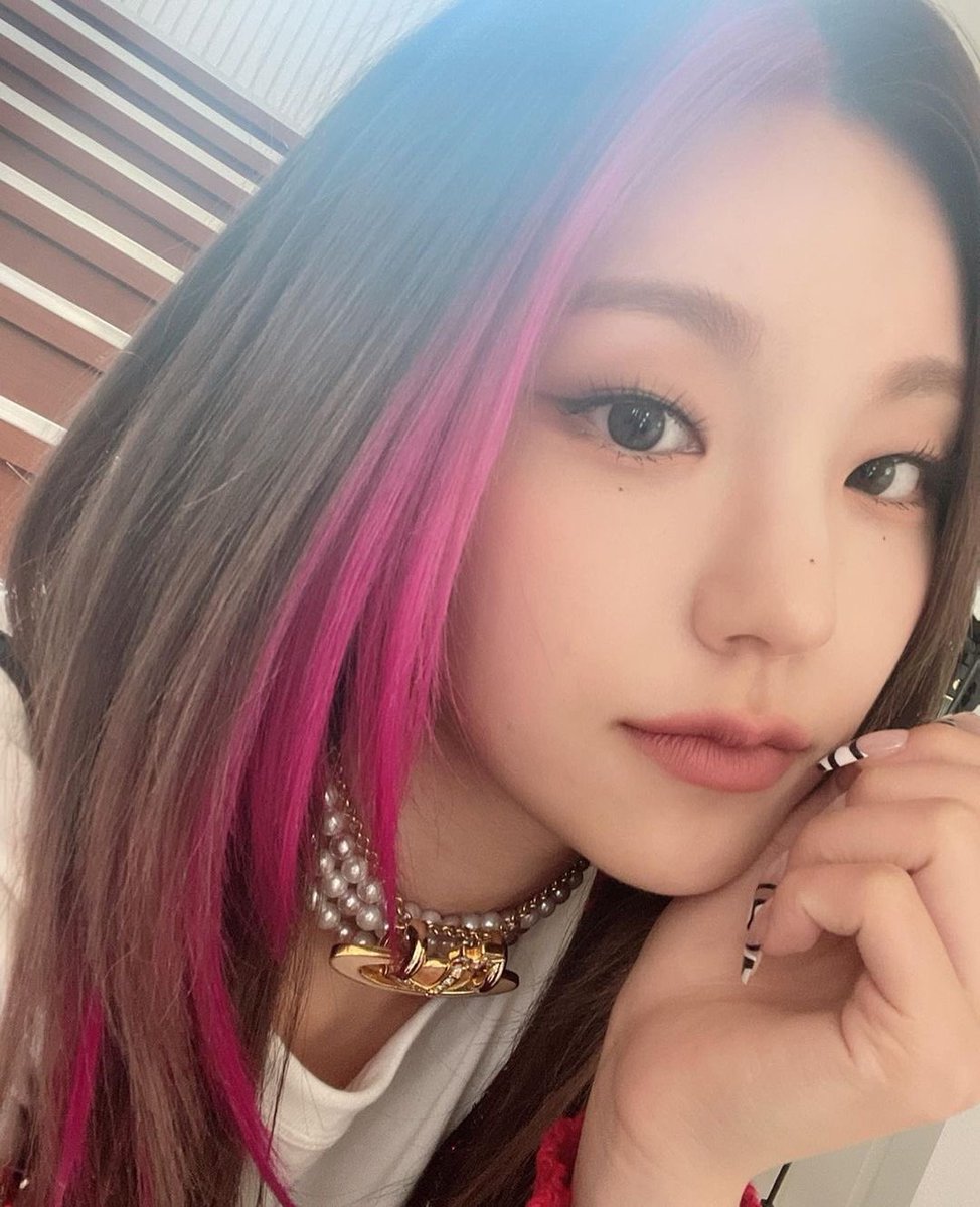yejipic's tweet photo. instagram update https://t.co/RbJ0eODfML