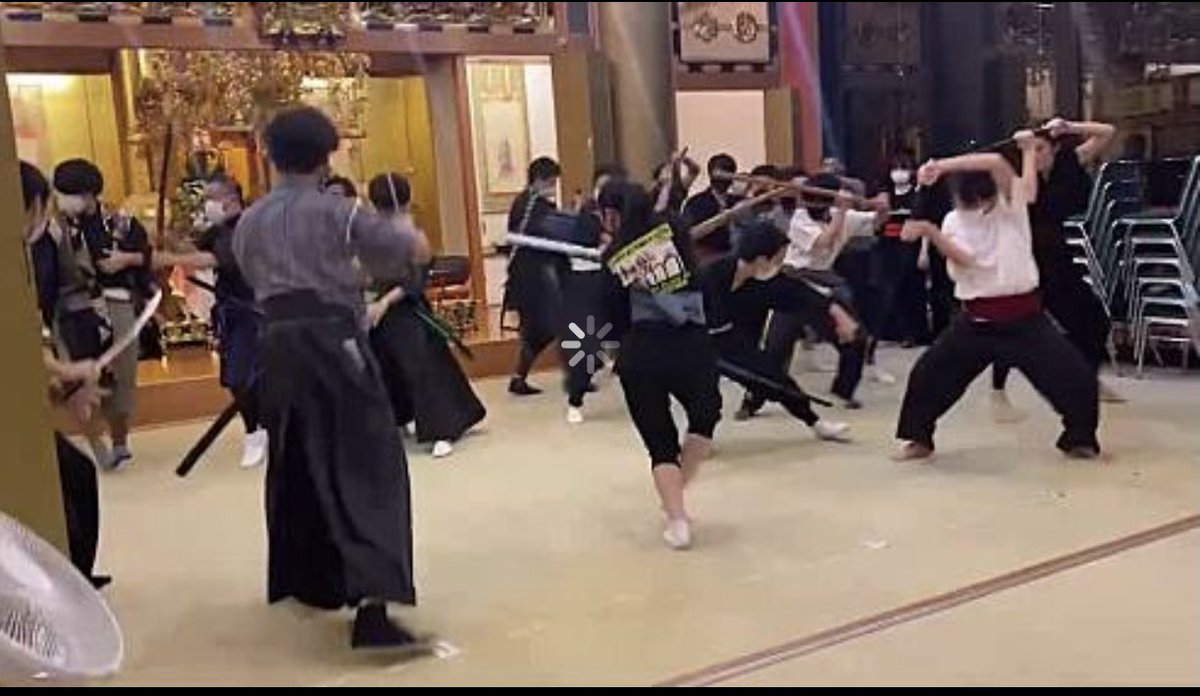 信康じゃ！
あと1ヶ月後には昭和文化小劇場で最終の稽古をしておる頃じゃのぉ🤔

いやぁ、楽しみじゃ‼️

はよう皆に観てもらいたい‼️

儂らもじゃが、若い衆が必死にくらいついておる✨
負けじと稽古していかなければのぉ😤