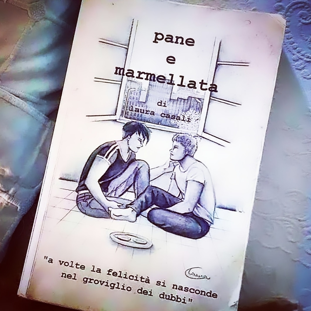 VannaiolaGabry's tweet photo. Un libro di @lauracasali3
Un viaggio alla scoperta di sè, tra conferme e dubbi, apparenza e mondo interiore. Dolce e coinvolgente. Un lieto fine che troppo spesso manca nelle storie #LGBT
Disponibile su https://t.co/KPZe1SOYds
Ig:pane_e_marmellata_1972
#Libri #LibriLgbt #lettura https://t.co/obgJ67aKzI