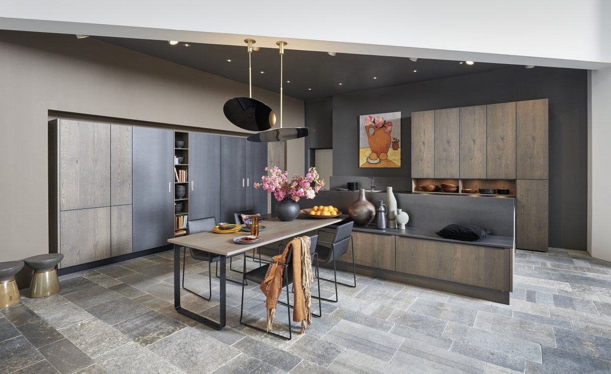 fambuenalights's tweet photo. NEW COLLABORATION WITH NOLTE KÜCHEN BRAND
#NolteKüchen kitchen spaces has chosen the Hanging Hoop family of pendant lamps to accompany their design spaces. https://t.co/bKCOzqeTzh