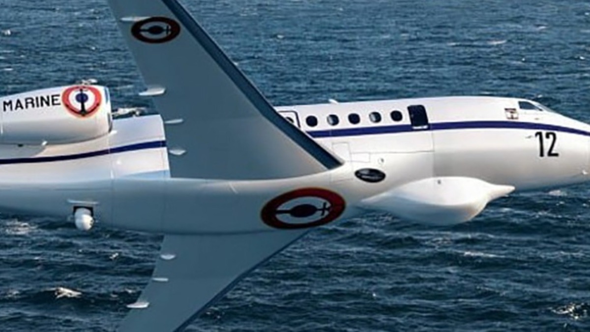ThalesDefence's tweet photo. [#Aircraft] DYK? 📣 Thales selected to equip the Falcon 2000 ALBATROS with its #SEARCHMASTER® surveillance 👁 radar and the mission navigation system for the AVSIMAR programme 🔗 https://t.co/cakD7ZO3SC #ISR #ALBATROS https://t.co/r6mn5Zs6YQ