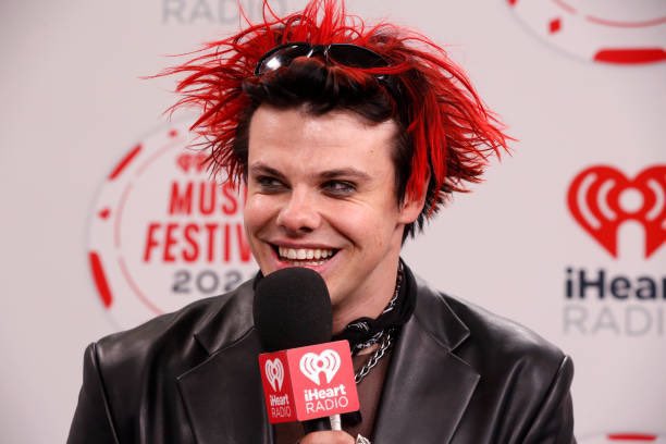 the best human in the whole planet 🖤🧷 <a href="/yungblud/">YUNGBLUD</a>