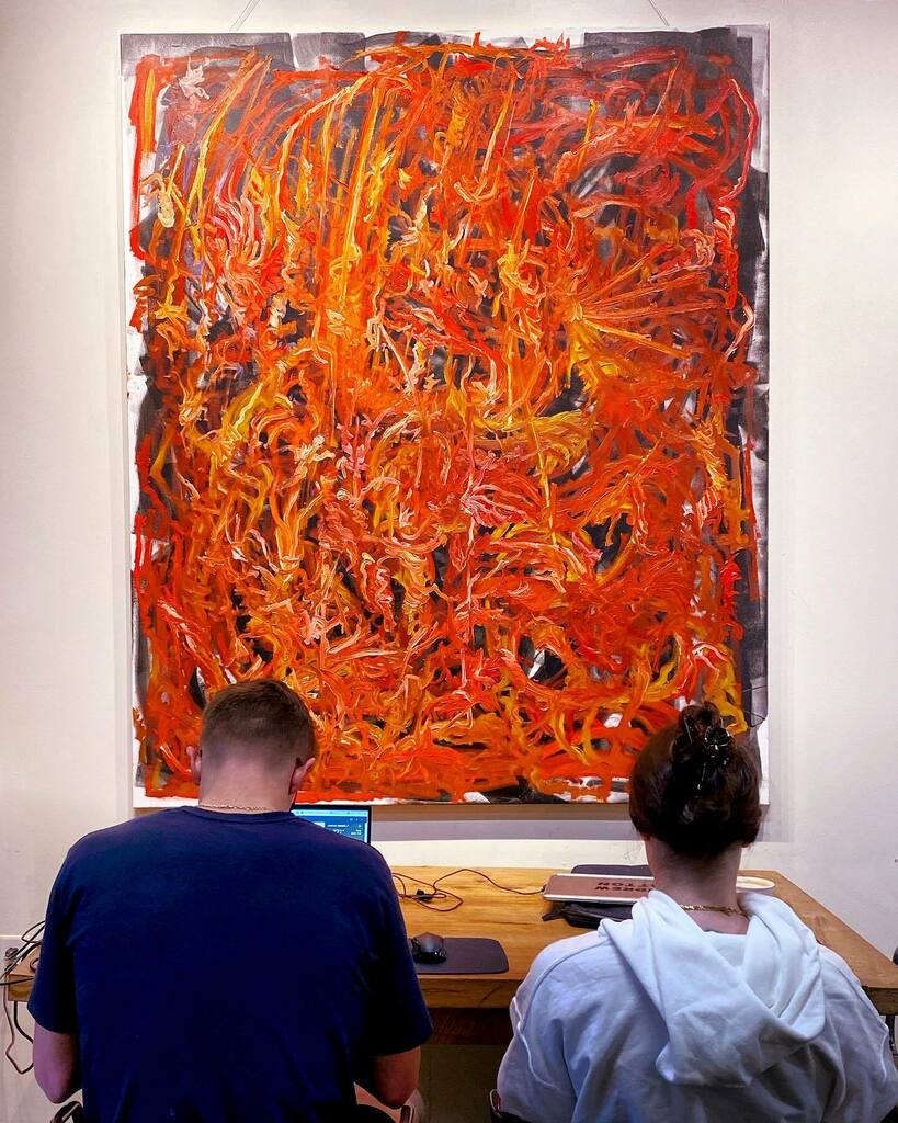 ⁣
HE’S BACCKKKKK 😎⁣
⁣
@ryan_rado is back with more amazing art you can gaze upon while sipping your favorite drink. His show only runs till November, so don’t wait!

#nashville #localartist 
#coffee #barista 
#supportlocal 
#chooseyouradventure