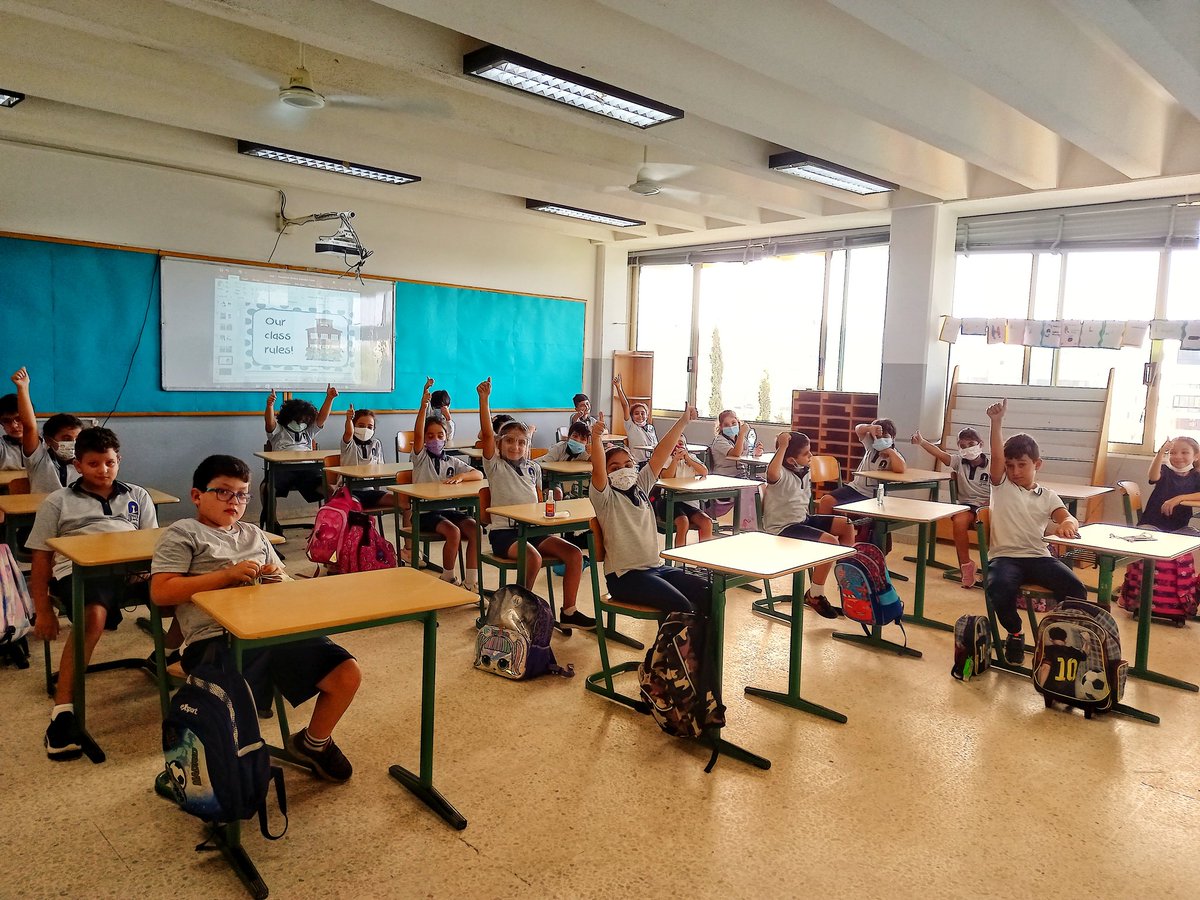 AhlamClassroom's tweet photo. In this classroom, you are important, loved, and respected 🥰
You have the right to speak and to be listened to 😇😊
#Gr3C #agreements #signature
@Hhhsinfo @dina_jradi https://t.co/HClr4KEmru