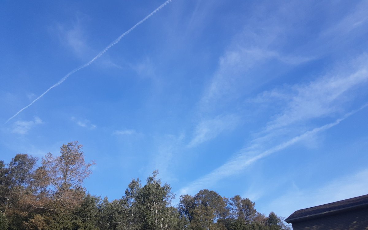 wfinalle57's tweet photo. September 20th 2021 8:30 AM

North South East and West
#Pennsylvania #chemtrails #BillGatesisaVirus #startlookingup #EvilGates #Dimrod #BadGovernment #EvilCongress https://t.co/0HhqcJtdgT