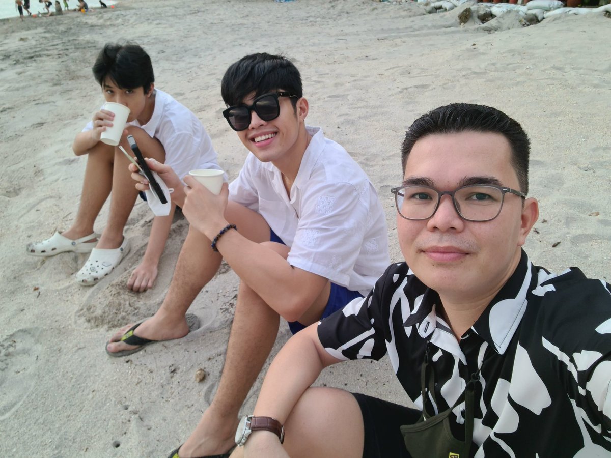 jamesrusselh's tweet photo. Still on cloud nine from last weekend's escapade! :)
@elijahcanlas_ @Jmcanlas_ https://t.co/FZPLaxdFlQ