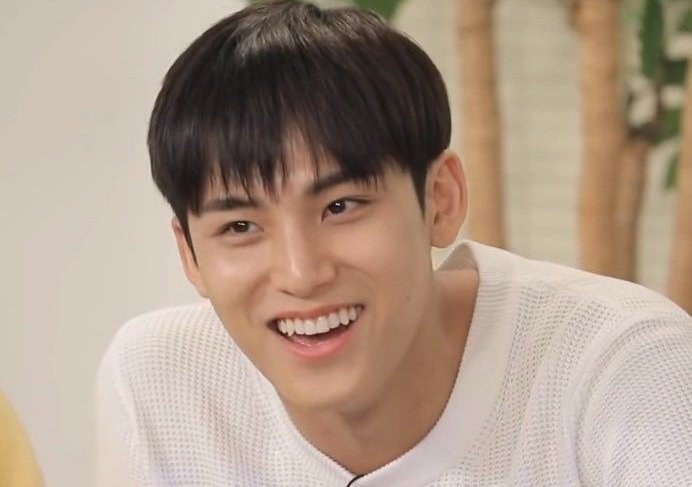 louvgyus's tweet photo. i love every mingyu haircuts but this one's prolly the best https://t.co/z2vjTMYk5p