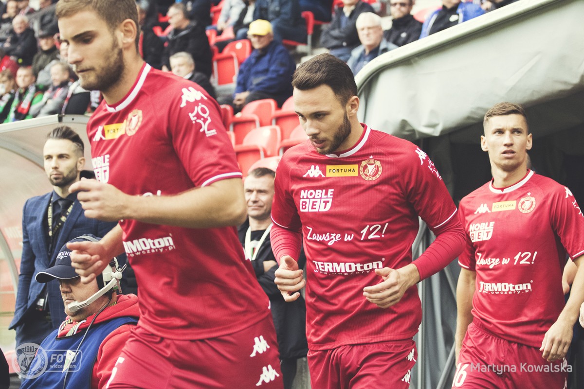 RTS_Widzew_Lodz's tweet photo. 📸Na stronie pojawiła się galeria z meczu #TYCWID, autorstwa @maarcyys.
Więcej: https://t.co/L5Xq2G8Cwe https://t.co/xVZrnzBwLG