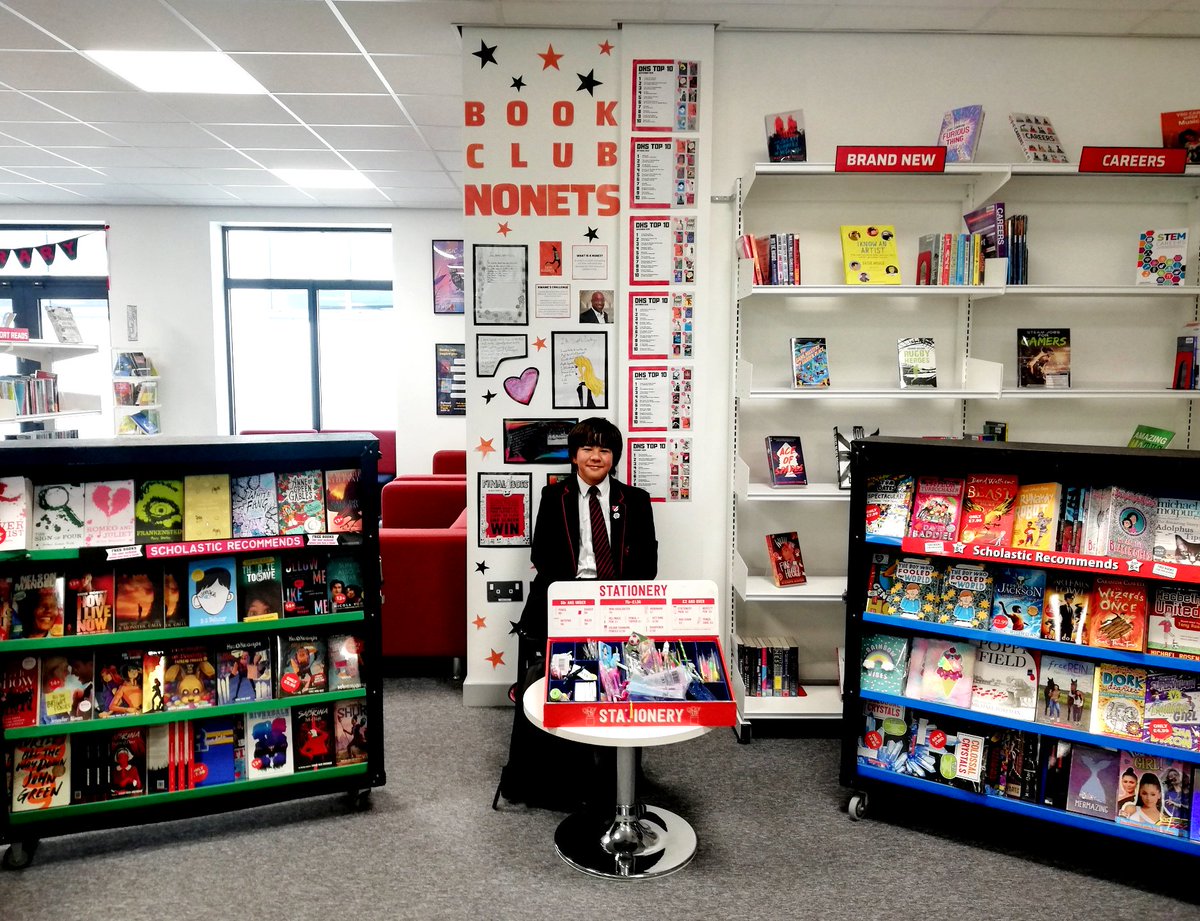 DHSLibraryLT's tweet photo. We had a brilliantly busy lunch today, as we welcomed the @scholasticukbook fair into school for the 1st time since 2019! 

Y7 #studentlibrarian Freddie was an invaluable help on the desk - pitching books, taking money and helping others!

Spot a great read? We're here until Fri! https://t.co/DiuU8wa2WH