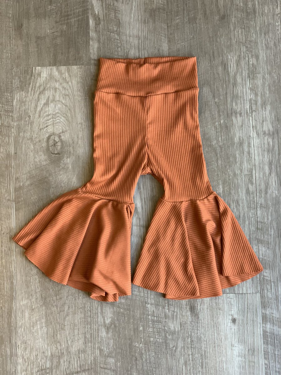LadybugBabyog's tweet photo. Hi everyone! Thank you for checking out our page. I’m a stay at home momma of two, I found my passion in sewing for my babes and opened up shop! Link is in our bio, welcome to the Ladybug gang 💗 https://t.co/w2BIyQbVnO