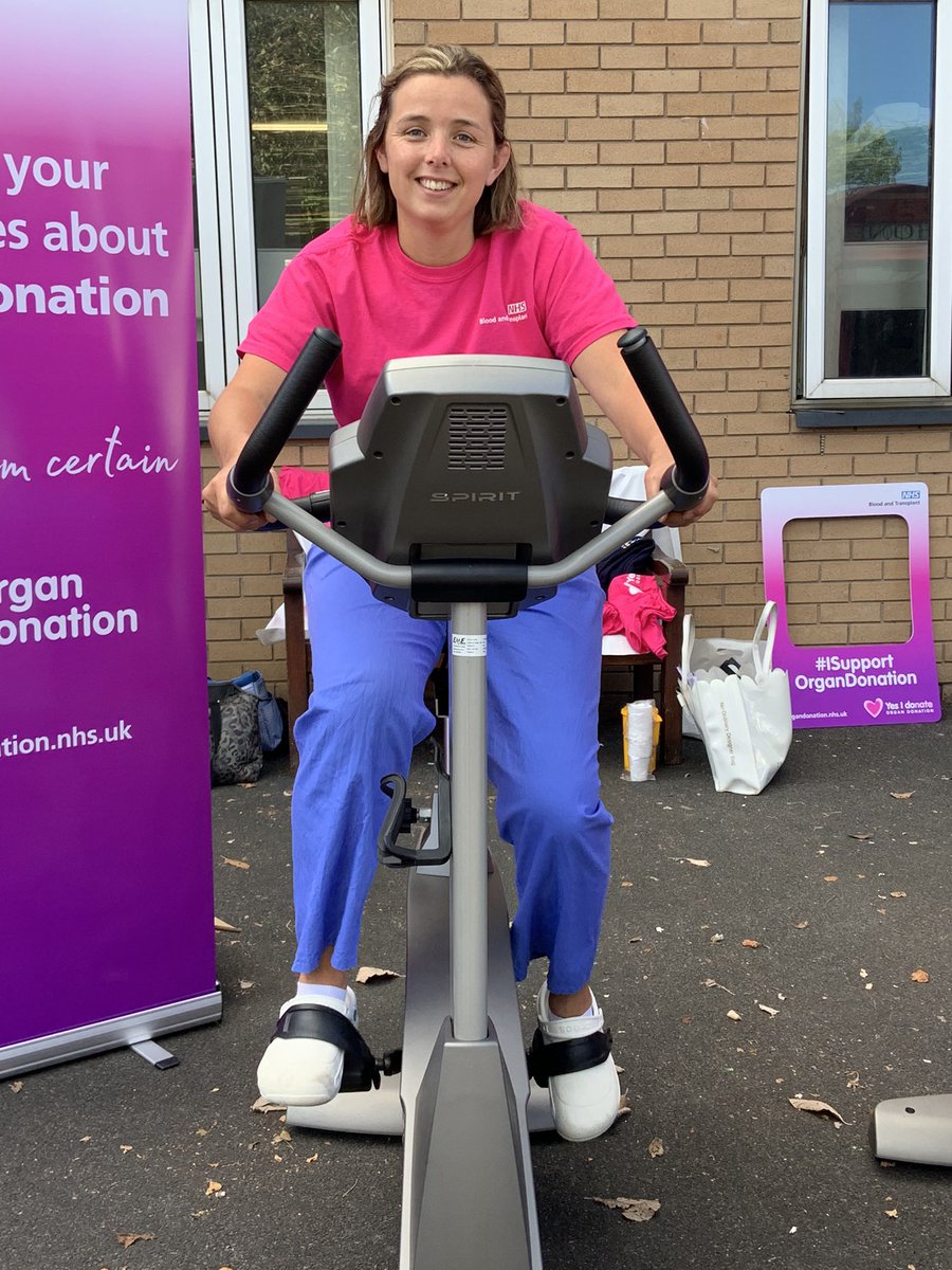 The wonderful ICU medical team taking some time out to clock up some miles #raceforrecipients #OrganDonationWeek #leavethemcertain <a href="/NHSOrganDonor/">NHS Organ Donation 💗🫀🫁</a> <a href="/OldhamCO_NHS/">Oldham Care Organisation</a>