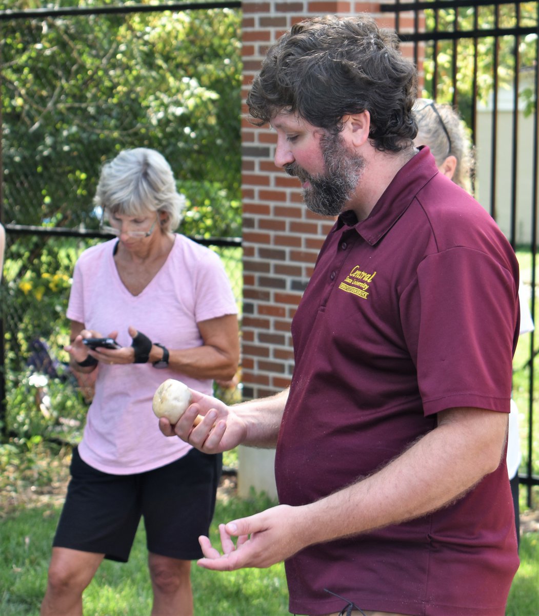 StateExtension's tweet image. Growing mushrooms was the topic of the day Saturday at the CSU Seed to Bloom Botanical and Community Garden!