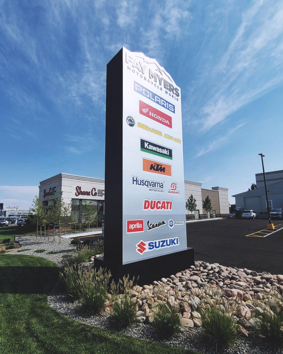 BSCSigns's tweet image. This was a great project to work on! A 20' tall monument sign with reversed out tenant logos, that are all internally illuminated. Thanks, Fay Myers for the opportunity!
.
#signdesigns #signsincolorado #monumentsign #branding #environmentalgraphicdesign #motorcycles #faymyersmot