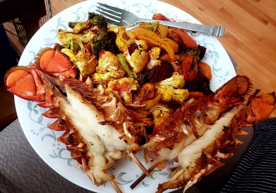BacktoRealityNS's tweet photo. I hope our eldest who made this, will take us in when we get real old. :)
Lunch: Butter and garlic lobster tails with leftover turmeric roasted vegetables and rice noodles.
#mediterraneandiet #lunch #lobster #eastcoastlifetyle #seafood #healthy #novascotia #nsfood #novascotiafood https://t.co/NXMp3V4PlC