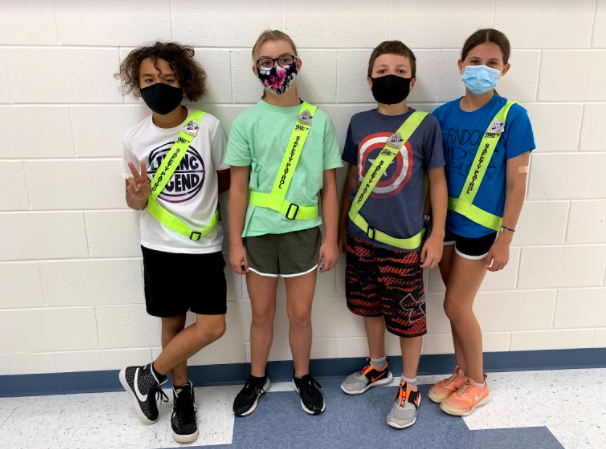 Clearview_ES's tweet photo. Happy to have our Clearview Patrols ready and able to help all around the building. #ClearviewRocks! https://t.co/tPOjgTk6eV