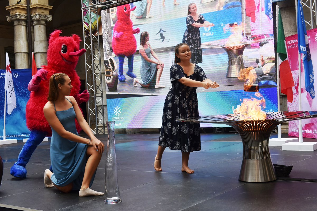 Today, on the International Day of University Sport, the flame for Winter Universiade 2021 was ignited in Turin. This year, however, no torch will be carried to Central Switzerland; instead, water will be transported.

To the media release: winteruniversiade2021.ch/media/images/2…