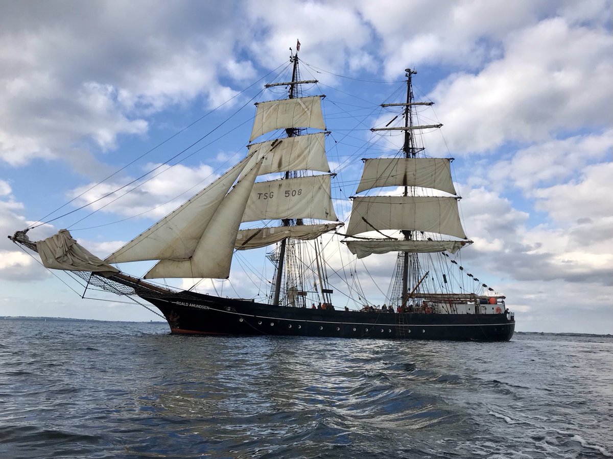 claire_rogge's tweet image. After 2 years the #zuehlkegroup crew is finally back on the water. This time on board of the SS Roald Amundsen.