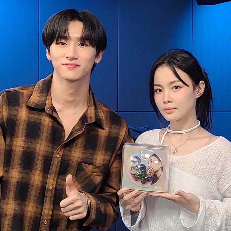 KYUNSARCHIVE's tweet photo. I think a lot of y’all liked her so i’m gonna promote her a little here, if you like r&amp;b/soul please listen to her recent album "4 ONLY" she’s amazing and her voice is so precious 

#IM #LEEHI #아이엠 #이하이 https://t.co/GUfsJghTwR