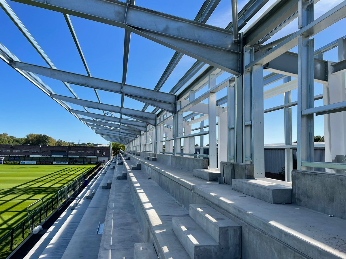 stad_solutions's tweet image. 🏟️ | The sun is shining on the new stand currently under construction by our team at @SouthShieldsFC.

The roof steelwork is now up and all the sheeting rails are on ready to be cladded. 

stadiumsolutions.co.uk #stadiumupgrades