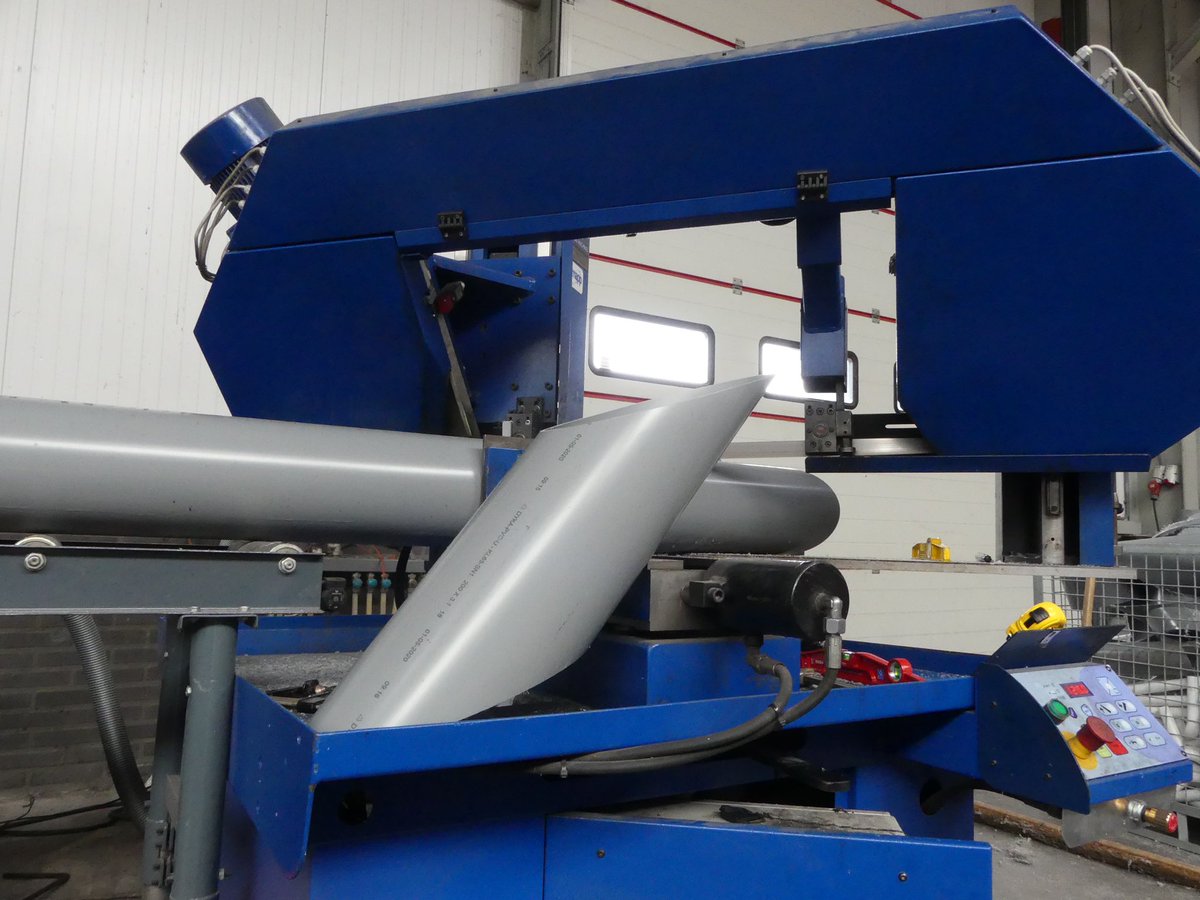 <a href="/Beutech/">Beutech K & B</a> levert #zaagwerk op maat voor o.a.:
➡️ Prefab werkzaamheden
➡️ Sparingsbuizen voor in de fundering 
➡️ Halfschalen
➡️ Stelringen &amp; ophoogstukken
Kijk op onze site voor de mogelijkheden beutech.nl.  
Bel 0521-343536 mail verkoop@beutech.nl