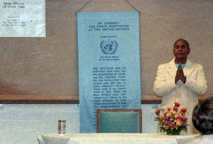 ItsInQueens's tweet photo. Queens celebrates 7 minutes of world peace on International Day of Peace, Sept. 21, 9-9:07 am. @UN Info: https://t.co/GLSTjAd5j9 https://t.co/R9wKFiuqPf