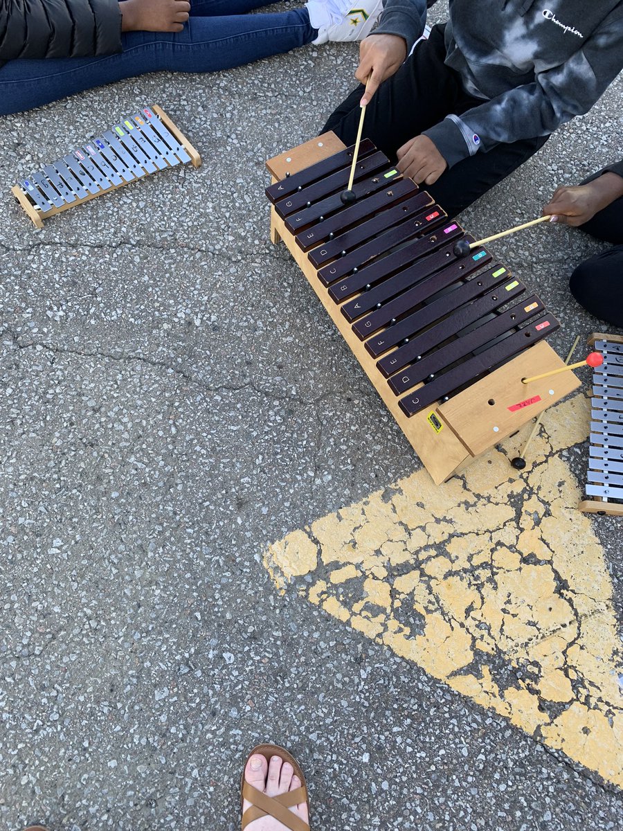 Miss Leaton tweet media