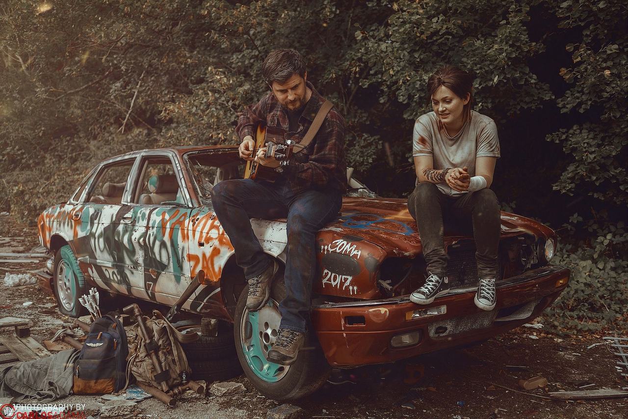 Naughty Dog on X: If somehow the Lord gave me a second chance, I would do  it all over again 🖤 This Ellie and Joel cosplay tugged at our hearts!  Ellie