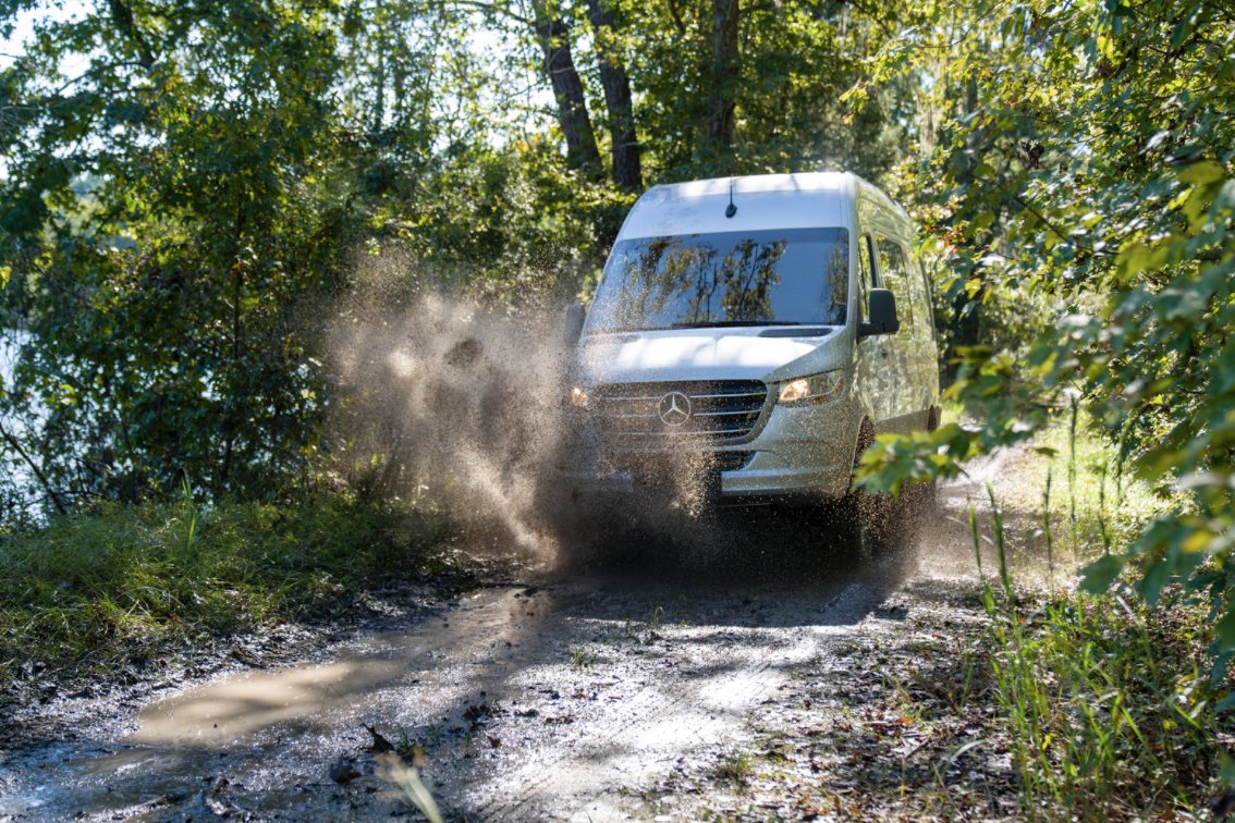 MBvansUSA's tweet photo. Enter to win a Mercedes-Benz Sprinter Van &amp; $20k! It’s the van you need for the life you want. Reimagined. Customizable. Packed with safety features. It’s your #van4life.  Visit the link below to tell us why you need a new Sprinter Van &amp; you may just win! https://t.co/FFNmrt2OMt https://t.co/t26JHwTeqW