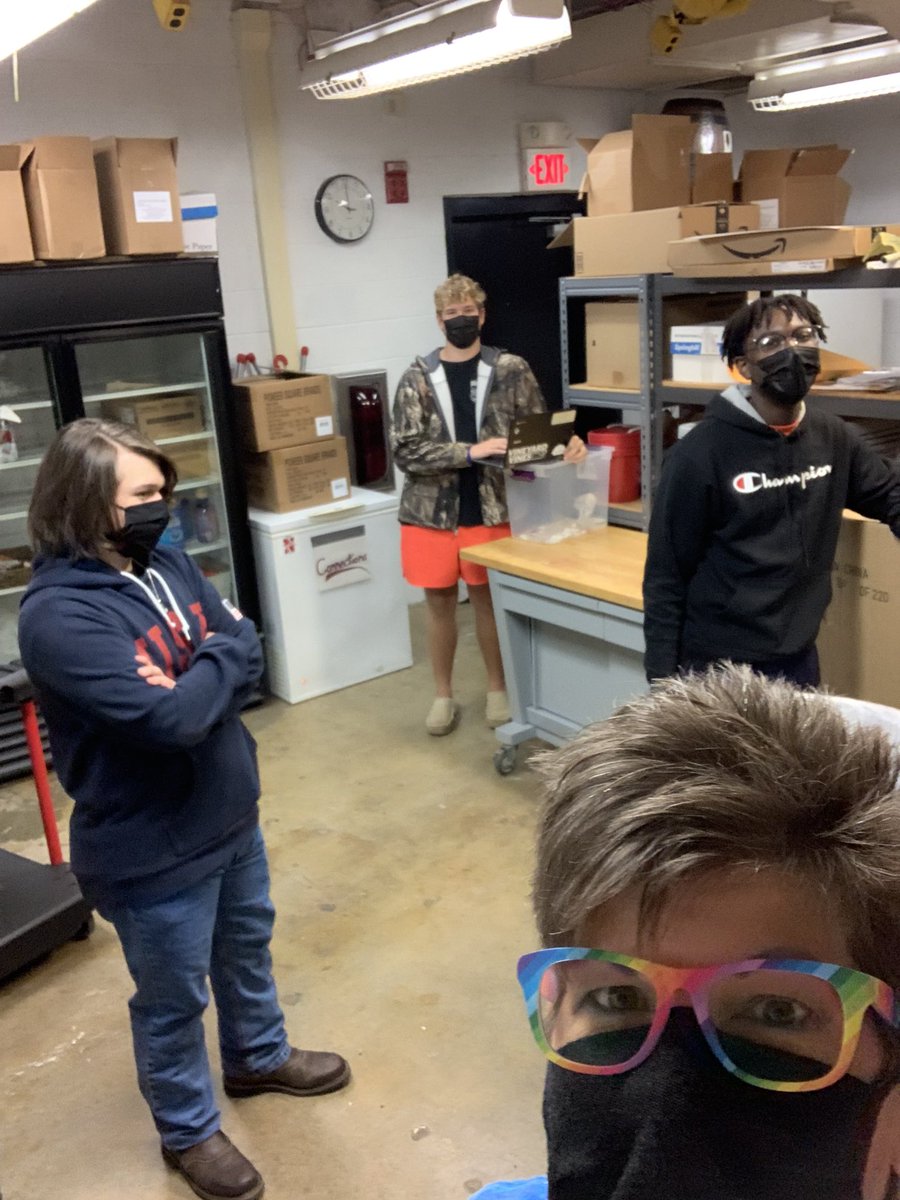 LodgeHub's tweet photo. Setting up and planning a beverage cart for Friday for staff!  #hospitalityindustry @HubsNHHS @CTE_WCPS @Maryland_CTE https://t.co/PZFNyEyDGQ
