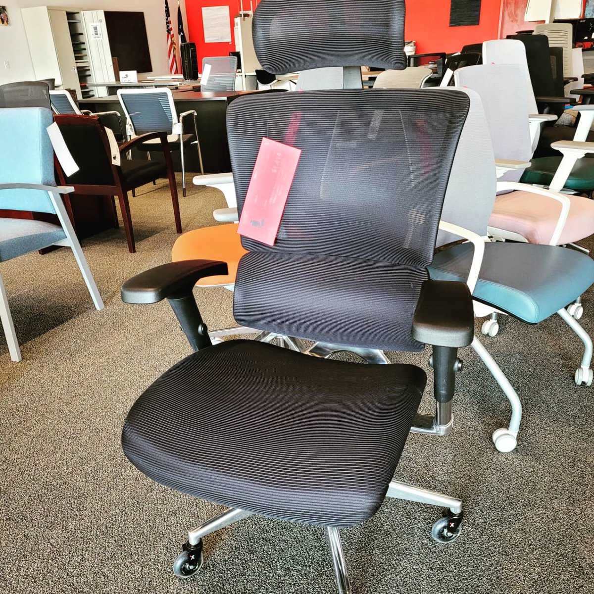 TOPSTEXAS's tweet image. TOPS is a great place to shop for your next office chair. Get out of that stiff boring office chair and try some true ergonomics at TOPS #officechair #Austin #officefurniture #centraltexas