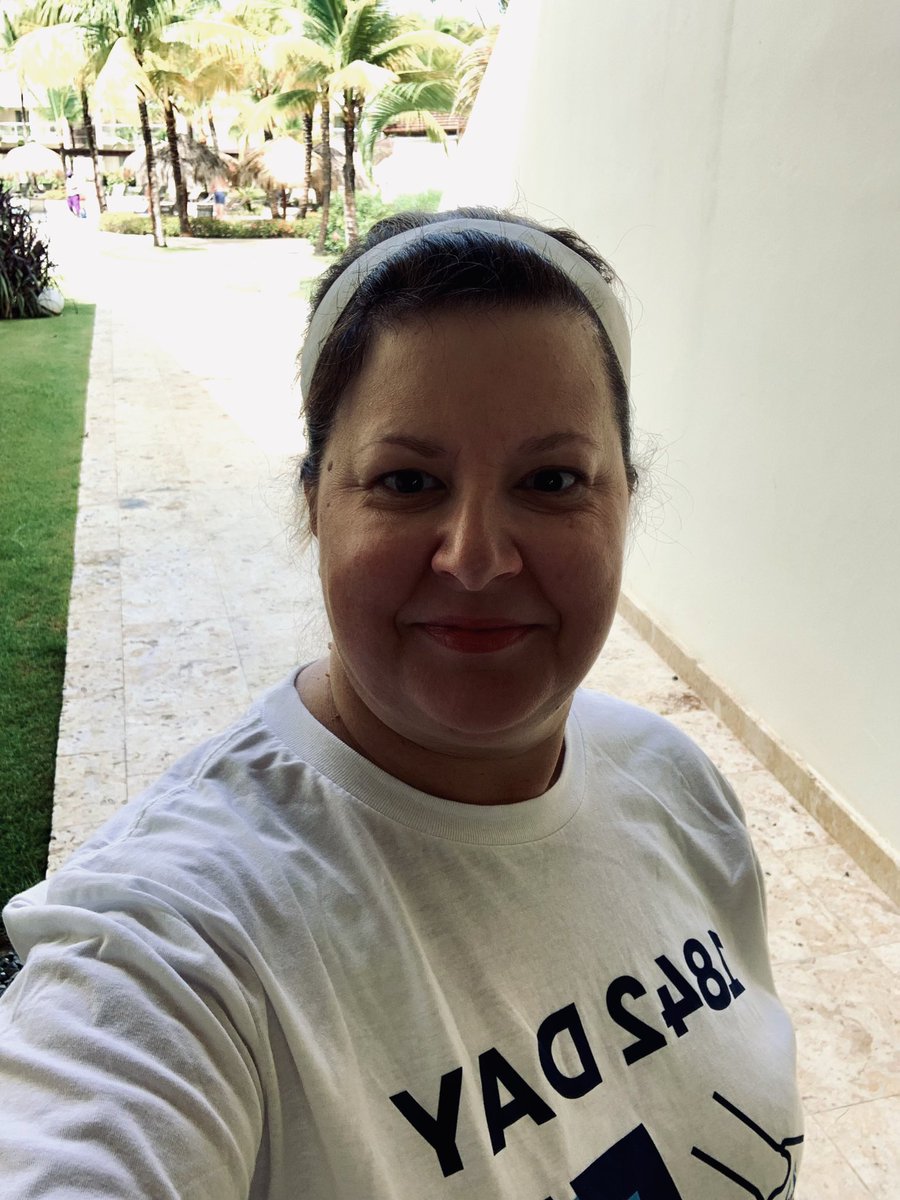 Sandischultz4's tweet image. Ran my 5k on the beach and resort at Punta Cana @VillanovaAlumni