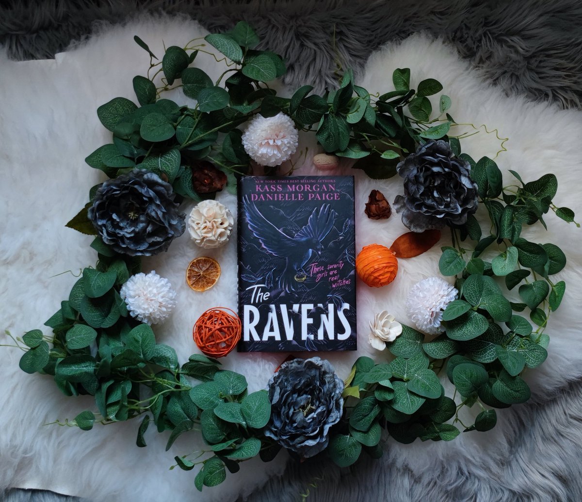 StressHead1985's tweet photo. 12th book was - The Ravens
For Eilam for - Ruin of the Skye - Read a book featuring ghosts/haunted house or other supernatural elements

I loved this book!! The start of it gave me serious The Craft vibes.. so I instantly fell in love.

#magicalreadathonorilium #magicalreadathon https://t.co/W3IFjIJ9LA