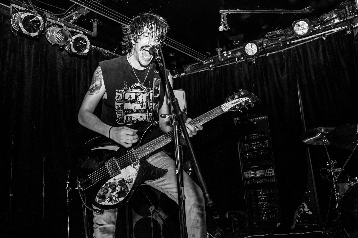 .<a href="/frailbodyil/">Frail Body</a> | Beat Kitchen | 9.15.21 | 📸: <a href="/brittlebonesil/">angel</a>