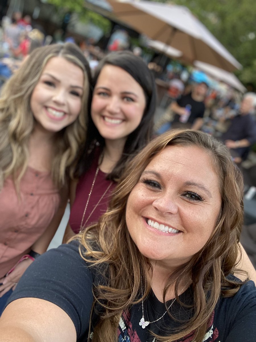 Amanda Dixon tweet media