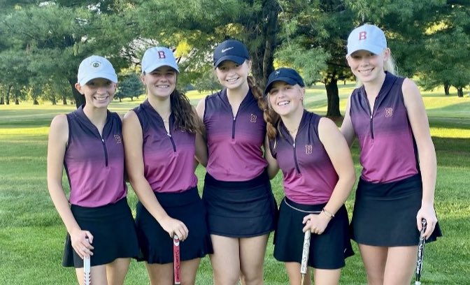 🏌️🏌️🏌️ Good luck to @brebeufgirlsgolf ⛳️⛳️⛳️ as they play in sectionals at Pebble Brook Golf Course today! Tee time 10:45 AM! GO BRAVES! 🤩🤩🤩