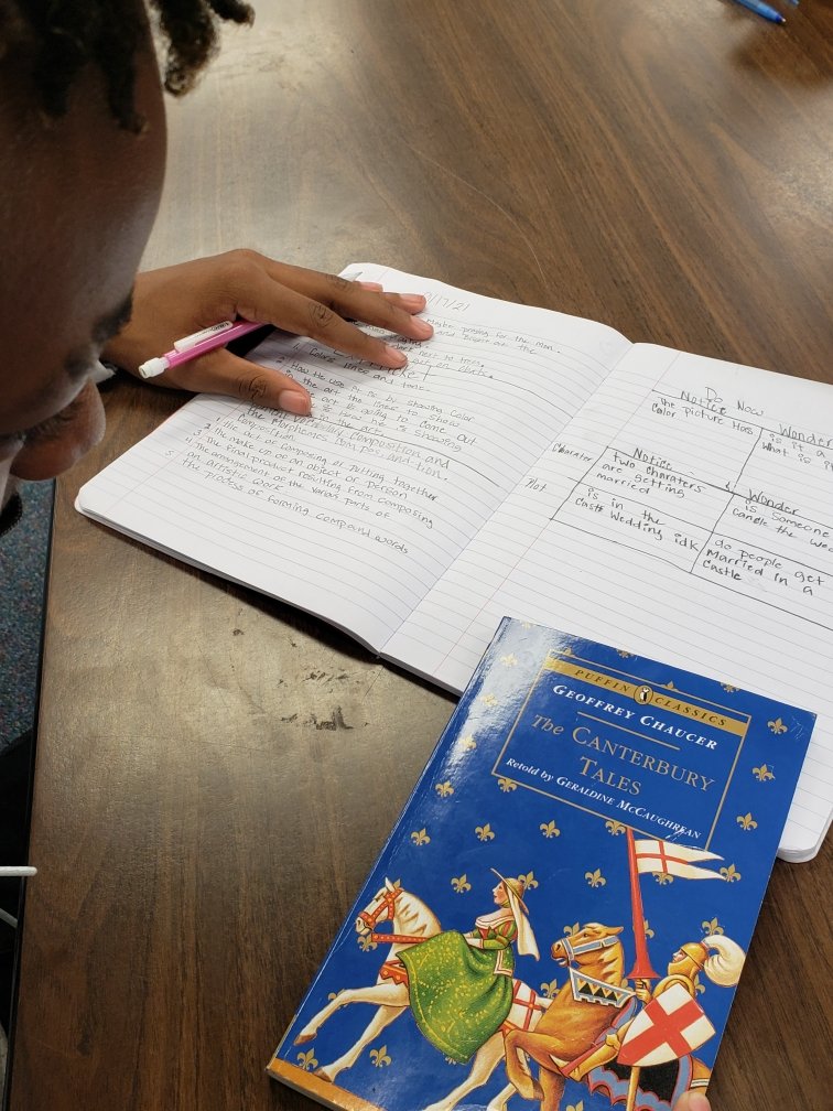 lanorafields tweet media