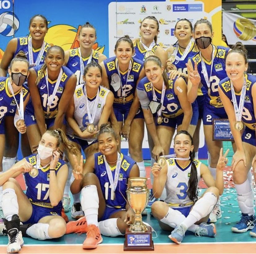 ksdplc's tweet image. Uma jornada muito especial em 2021 !🏆🇧🇷👏🏼👏🏼🥺#vnl2021 #Tokyo2020 #CSV2021 #SulAmericanoFeminino GABI Aonde quer que eu vá jogar vôlei estarei torcendo por você, só não desapareça do meu coração ♥️♥️

Ansioso por esperar para ver a liga turca!! 🛫🇹🇷