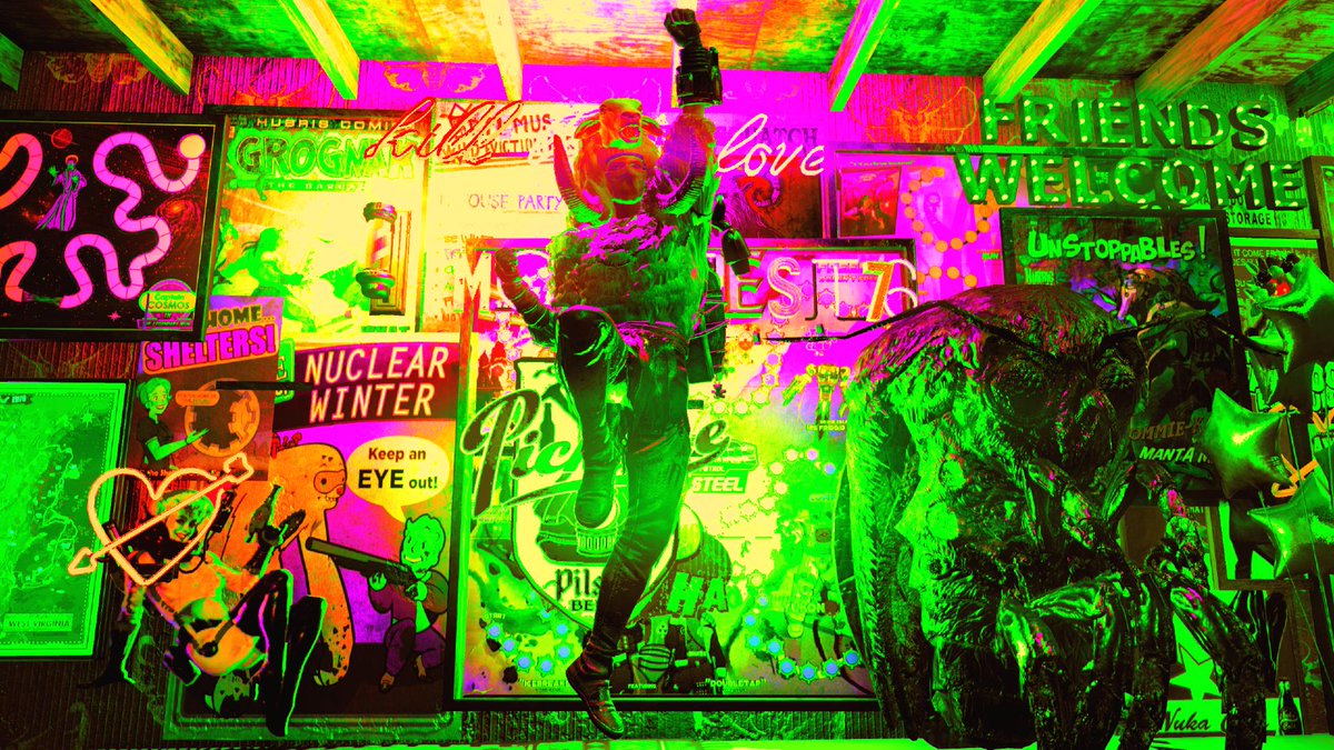 DoktorKillshot's tweet photo. Had fun at mothfest76 with @TheVoidMaiden @DarthHattyDaddy @ZombieL0ver420 and many others I got lost in a maze then got my eyes burned at at end,someone besides Red destroyed the plumbing at the BNB, I went into the mouth of a giant floating mothman,an soaked in the hot tub. https://t.co/GebD3H7oR1