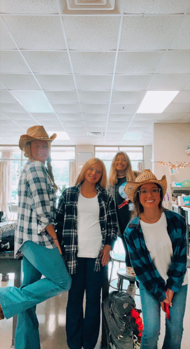 Tattnall Homecoming Week.  #cowgirls