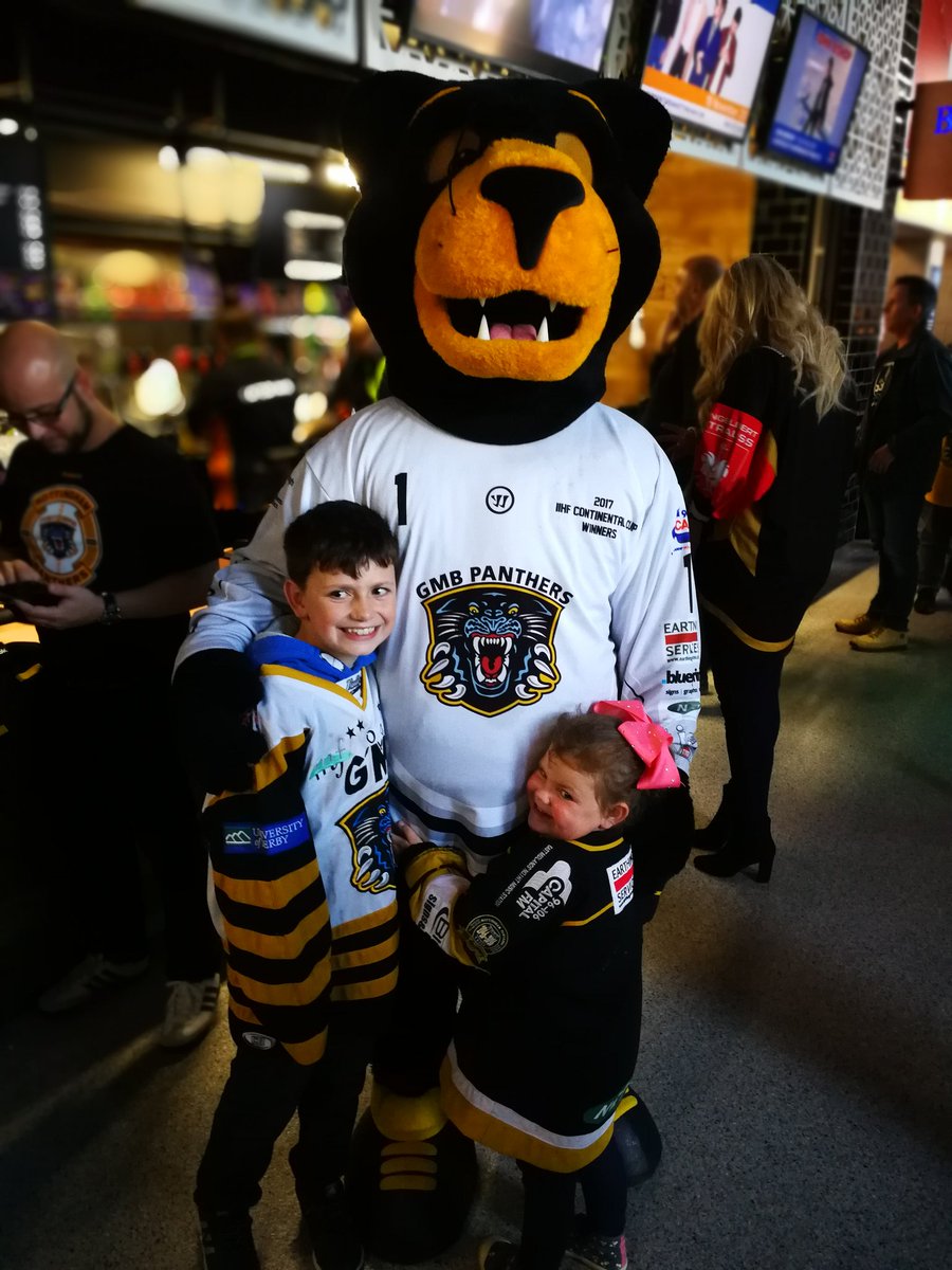 samchilds84's tweet photo. @PremierSportsTV @PanthersIHC @officialEIHL @BelfastGiants @cardiffdevils @covblazehockey @DundeeStars @FifeFlyers @ClanIHC @flamesicehockey @Mcr_Storm @steelershockey https://t.co/E7MPqgib4p