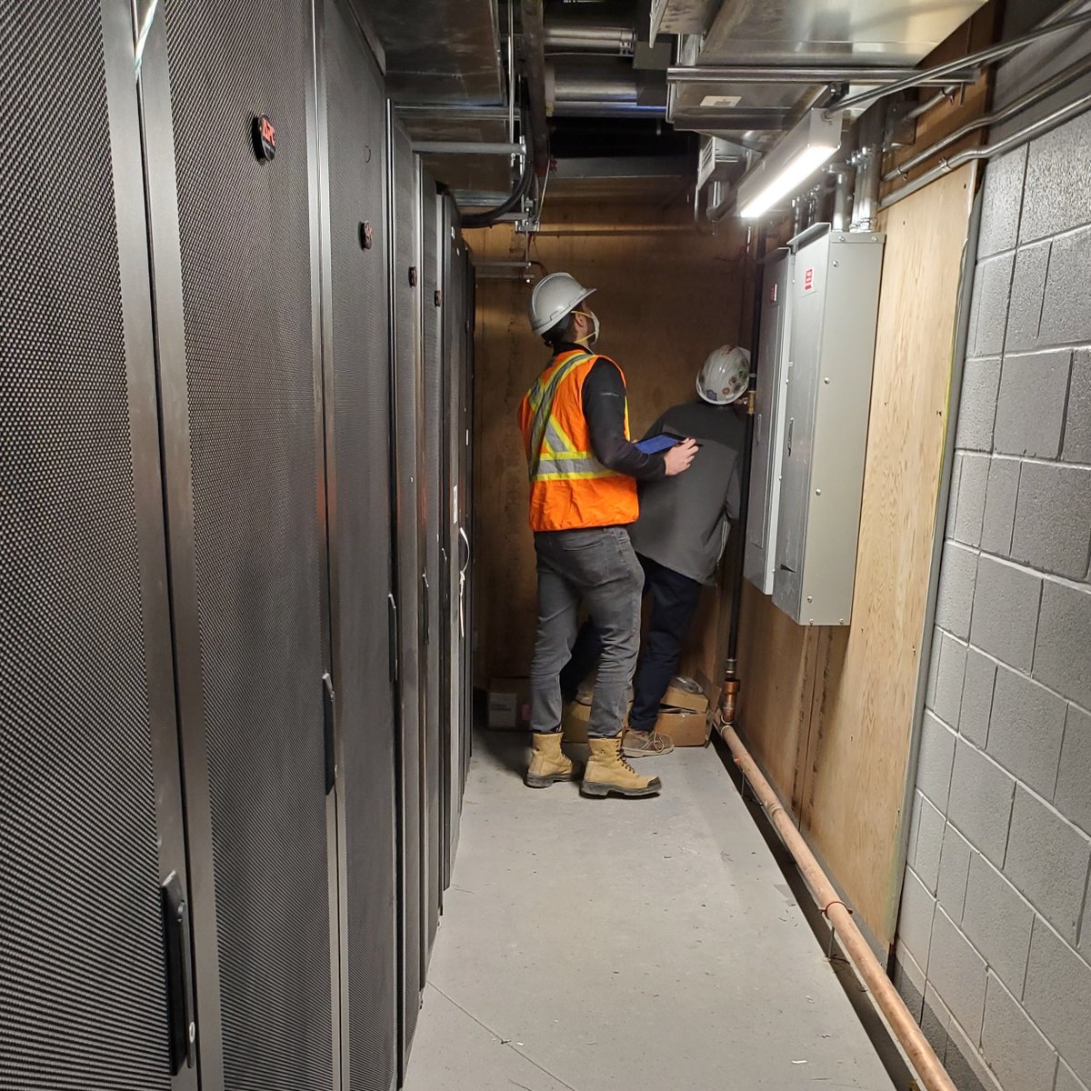 TheHIDIGroup's tweet photo. @TheHIDIGroup team on site at @ParkHyattTO doing functional testing prior to its opening
To know more visit: https://t.co/t100sYB03A
#thg #parkhyatt #parkhyatttoronto #hotelredevelopment #hospitality #kpmbarchitects #oxfordproperties #functionaltesting #behindthescenes #toronto https://t.co/QDjNYiMm4E
