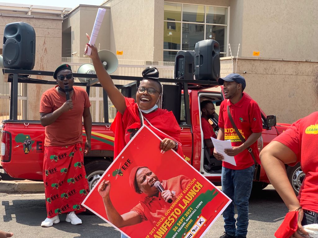 apb_effsc's tweet photo. We can say we had a productive day as The EFFSC UJ we are ready for the #EFFManifestoLaunch and also the UJ SRC ELECTIONS
#voteEFFSCUJ #RegisterToVoteEFF https://t.co/XqndT1IDuE